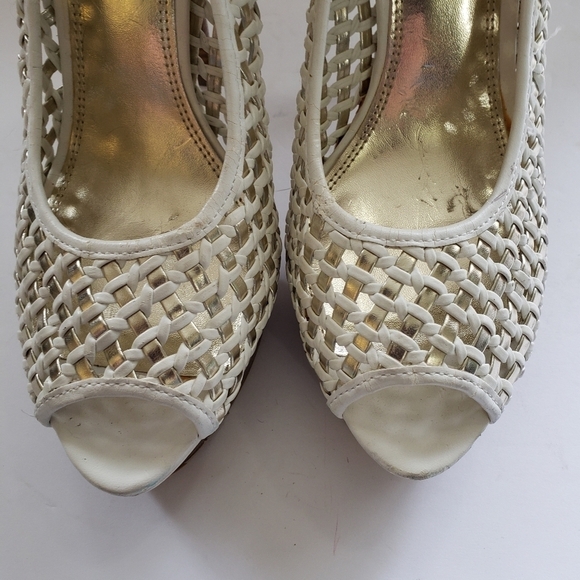 Bebe Nina White Weave Peeptoe Platform Heels Sz 10 - Picture 10 of 10